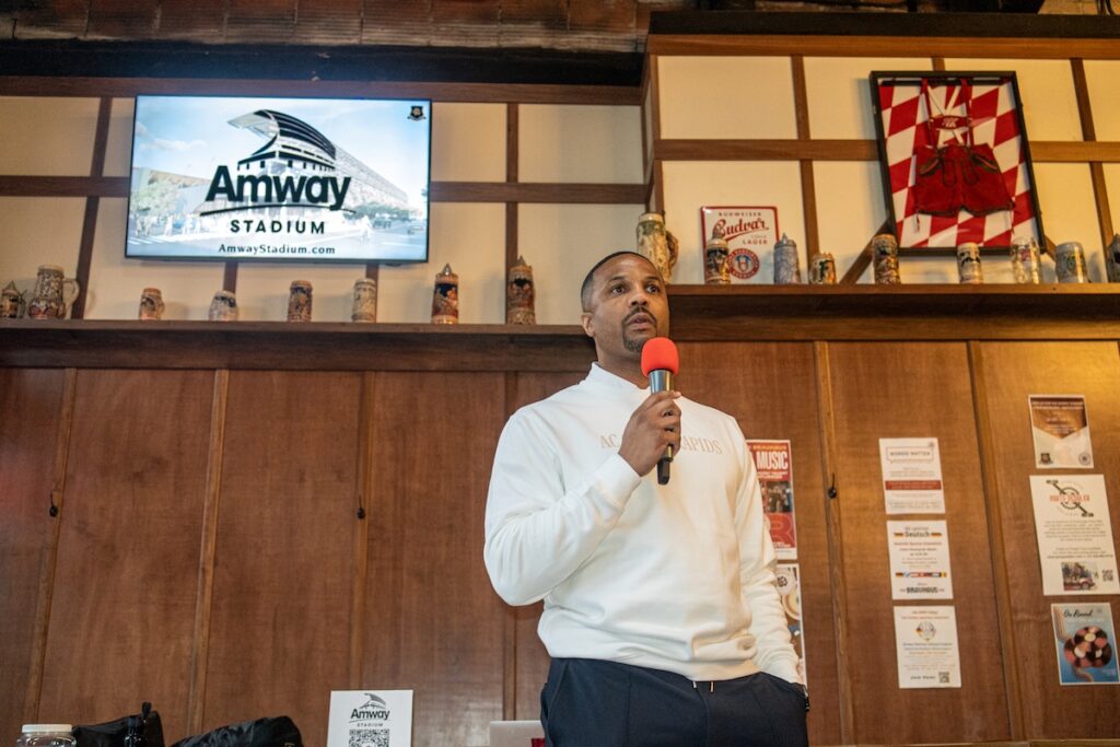 AC Grand Rapids President Darrius Barnes speaks to fans at the Supporters Meet-Up